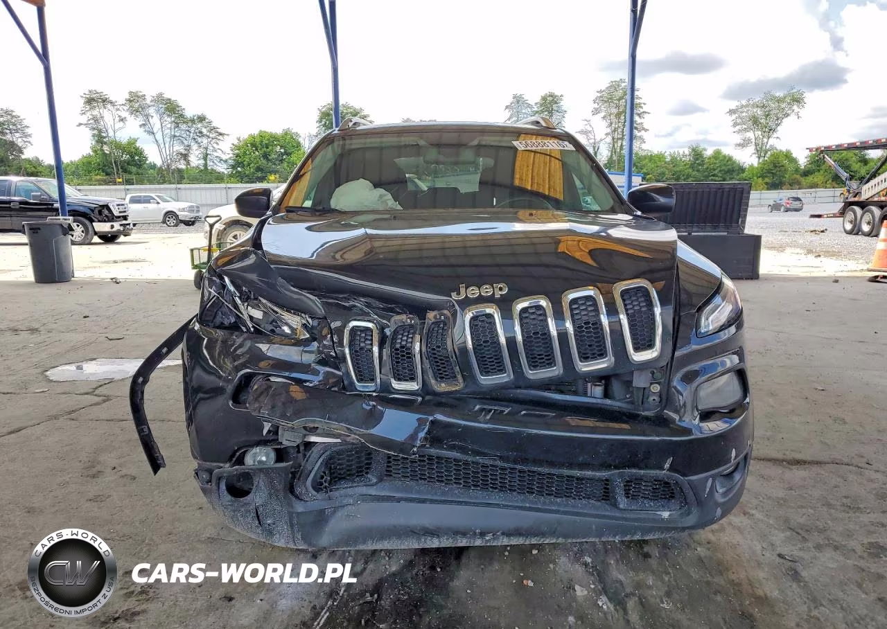2015 Jeep Cherokee Latitude VIN:1C4PJMCB6FW784898 - 5