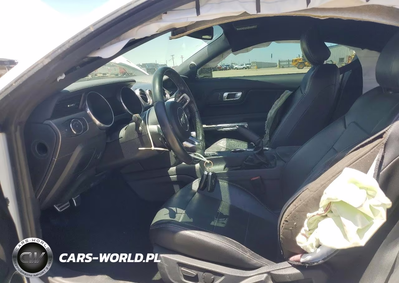 2020 Ford Mustang VIN:1FA6P8TD5L5187820 - 7