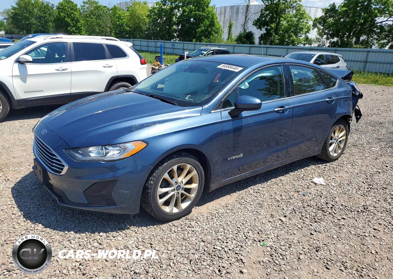 2019 Ford Fusion Se – zdjęcie 1 z 13