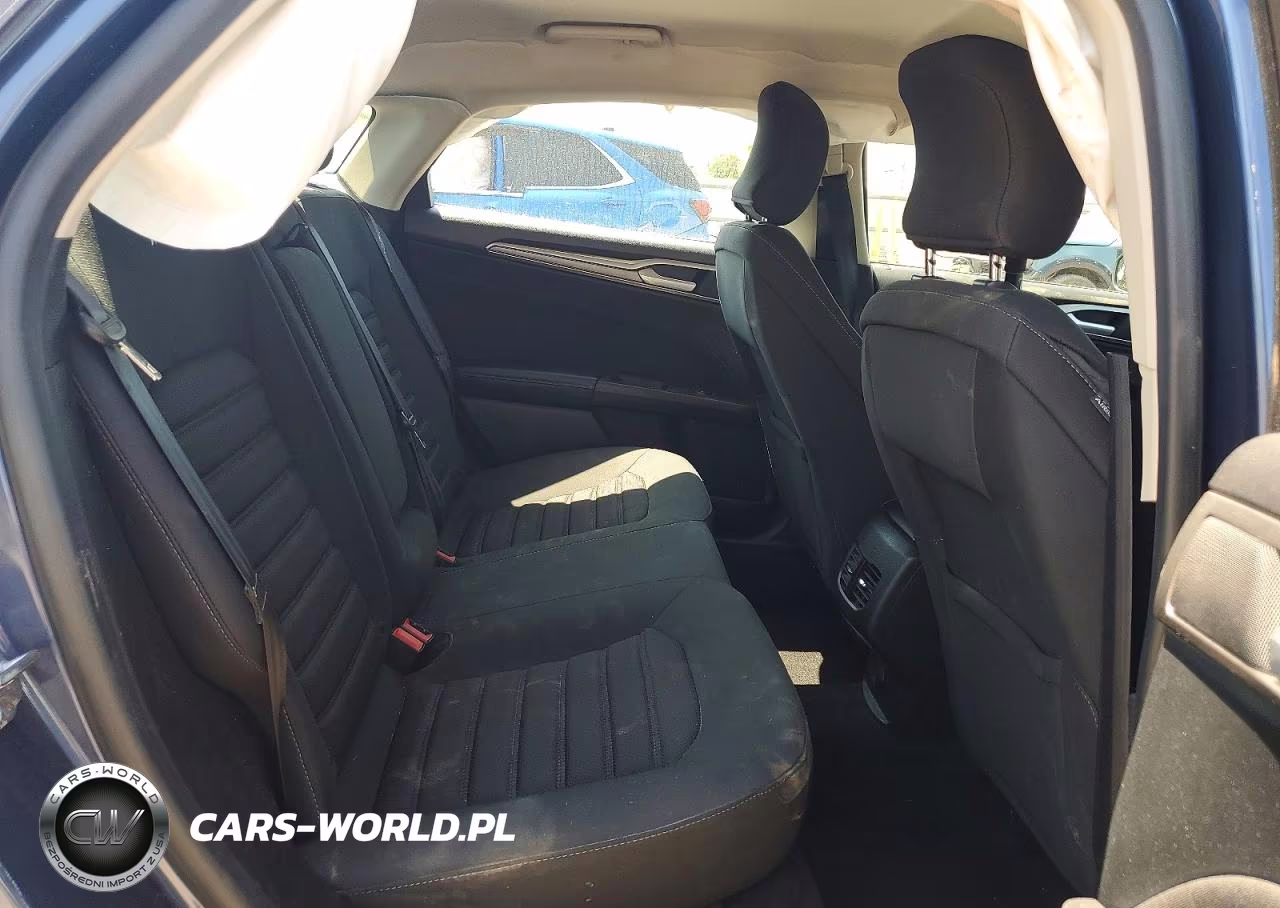 2019 Ford Fusion Se VIN:3FA6P0LU2KR192521 - 10