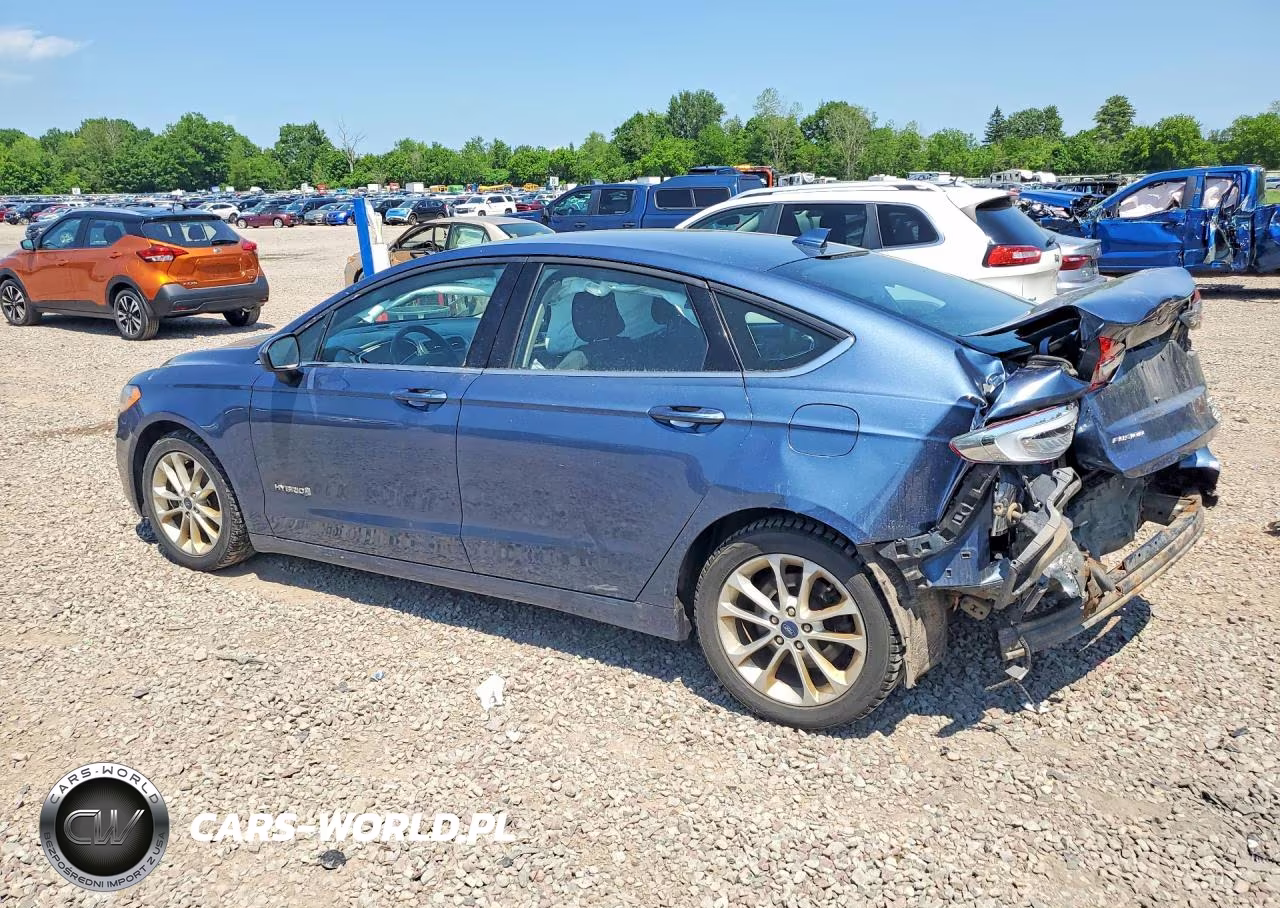 2019 Ford Fusion Se VIN:3FA6P0LU2KR192521 - 2