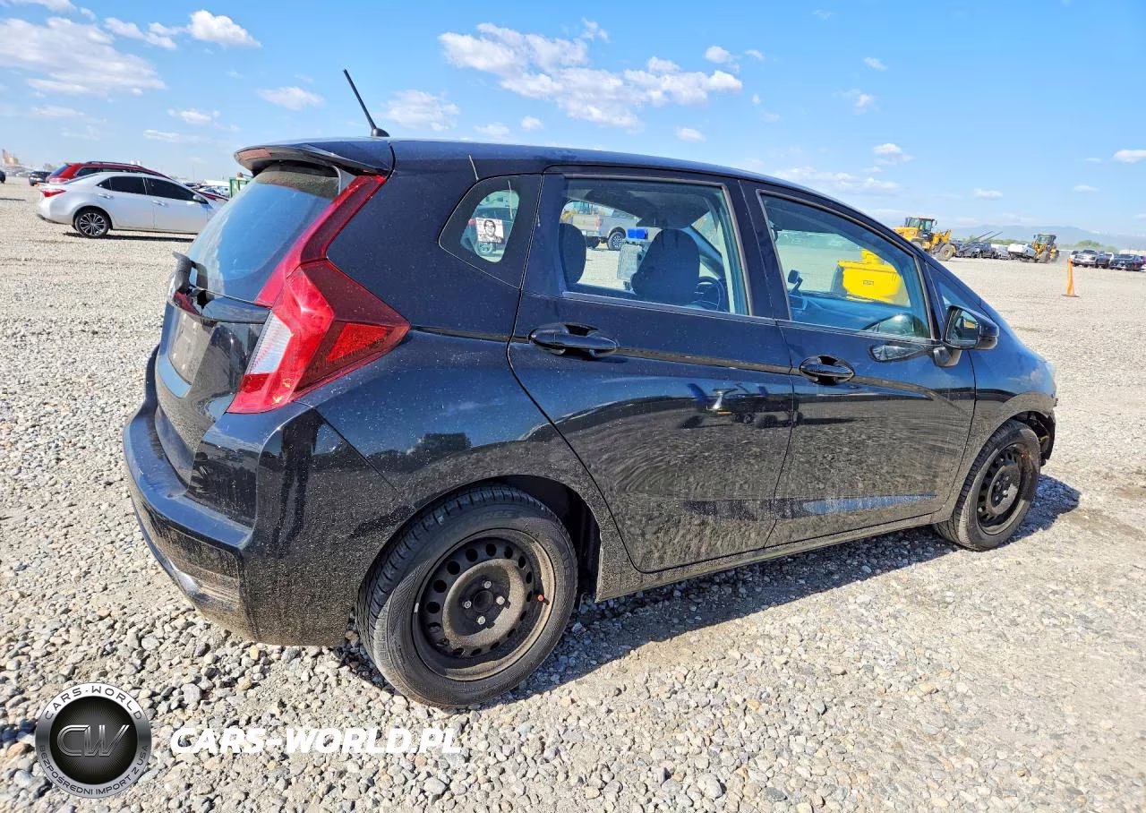 2019 Honda Fit Lx VIN:3HGGK5H42KM753561 - 3