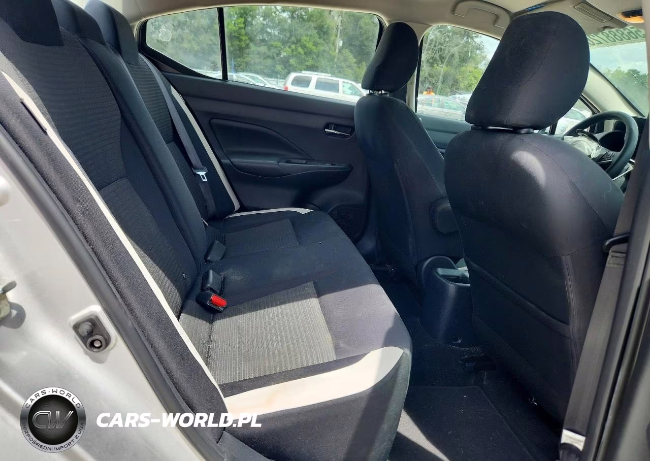 2020 Nissan Versa Sv VIN:3N1CN8EV2LL810967 - 10