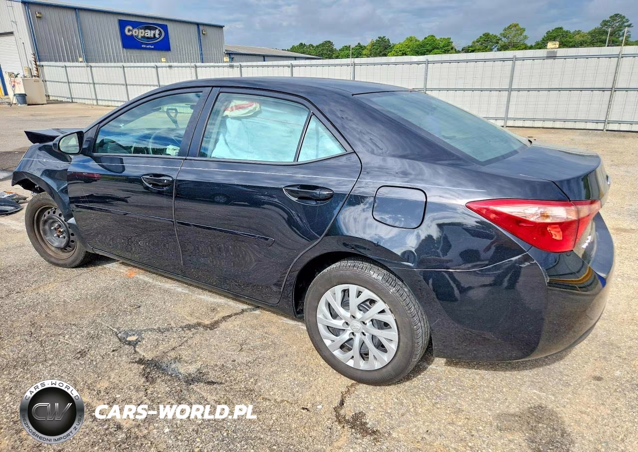 2017 Toyota Corolla Le VIN:5YFBURHEXHP600950 - 2