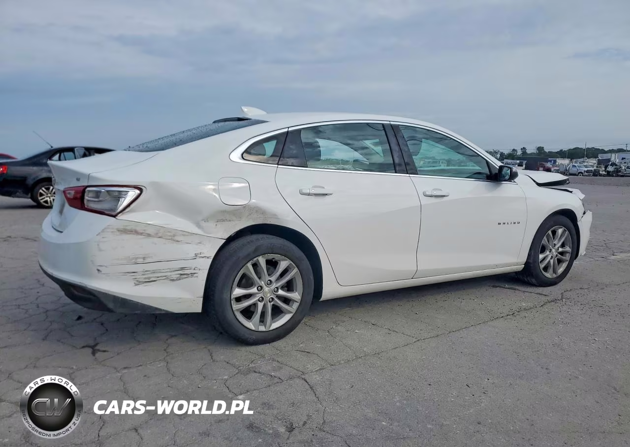 2018 Chevrolet Malibu Lt VIN:1G1ZD5ST8JF270858 - 3