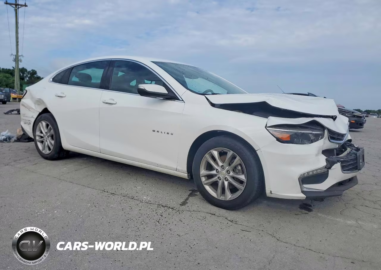 2018 Chevrolet Malibu Lt VIN:1G1ZD5ST8JF270858 - 4