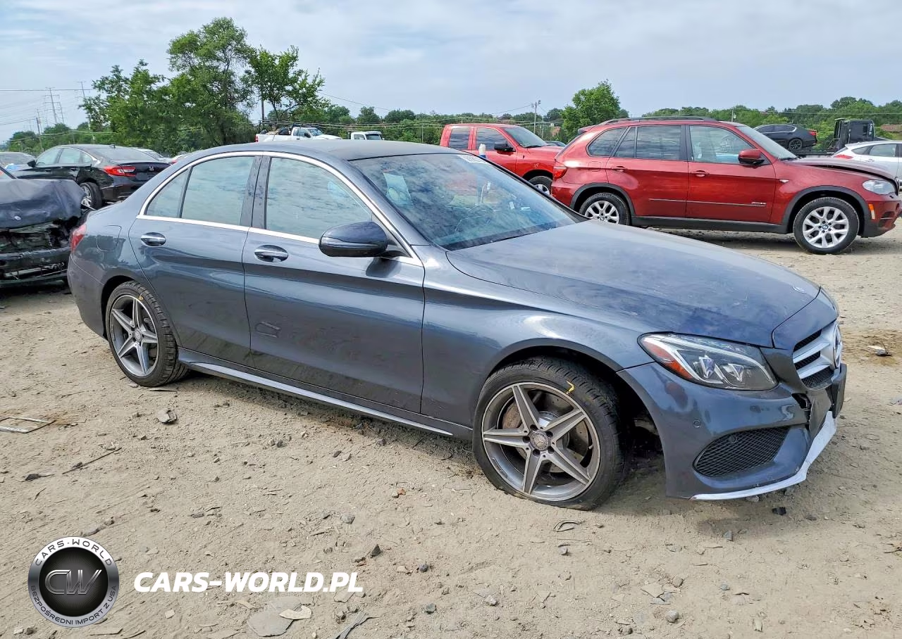 2016 Mercedes-Benz C 300 4Matic VIN:55SWF4KB2GU097601 - 4