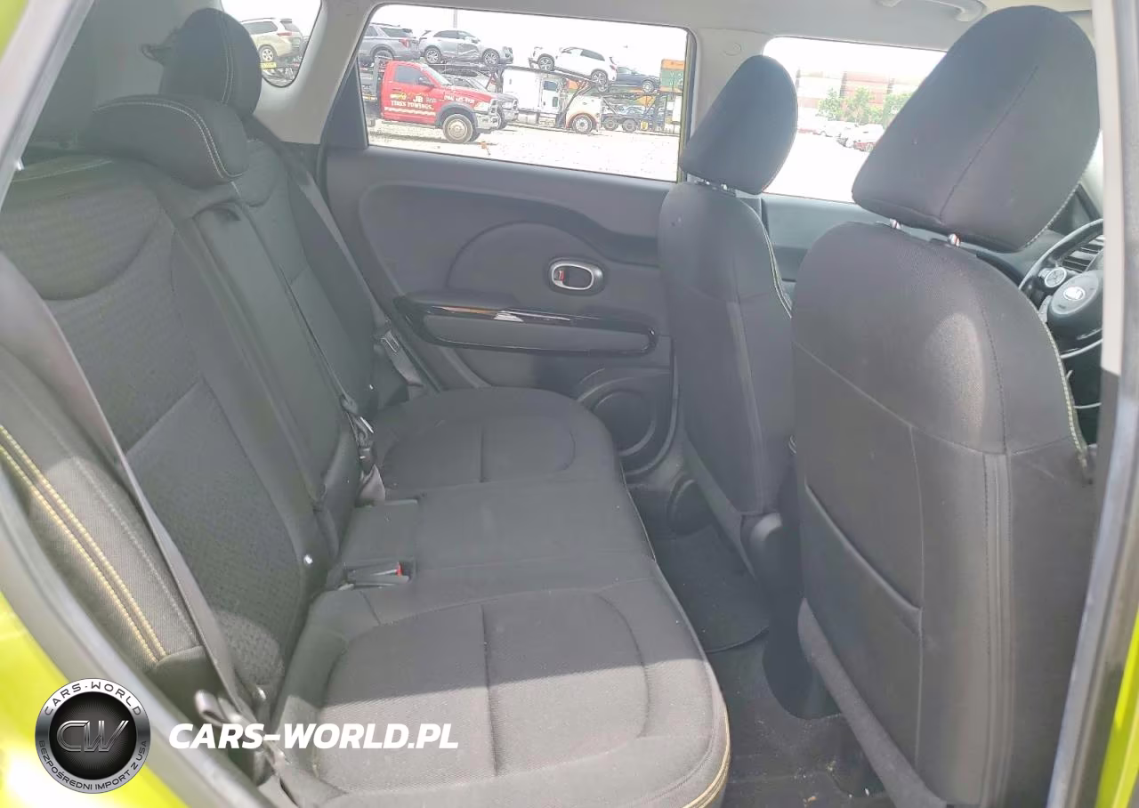 2015 Kia Soul + VIN:KNDJP3A52F7764895 - 10