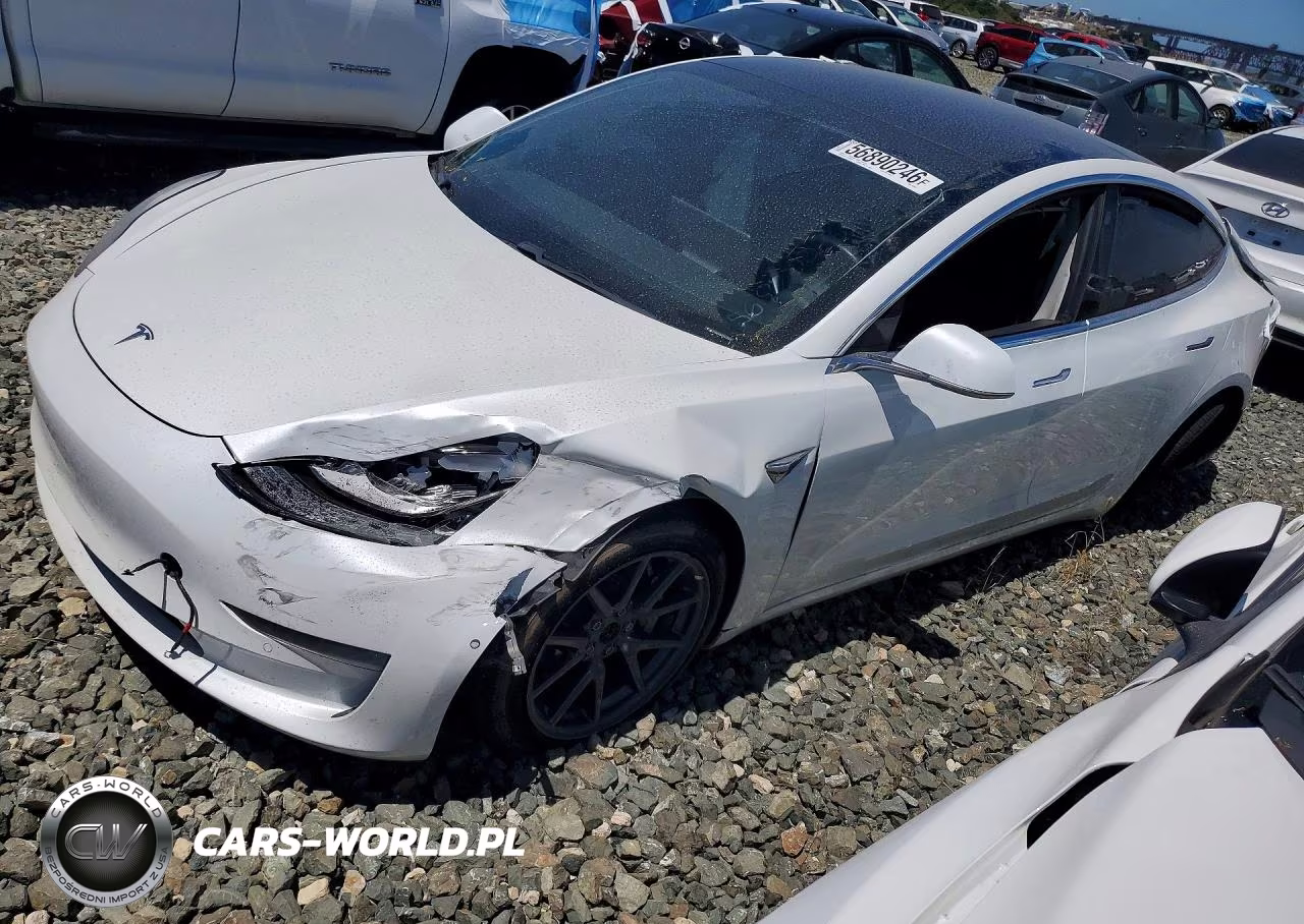 2019 Tesla Model 3 – zdjęcie 1 z 12