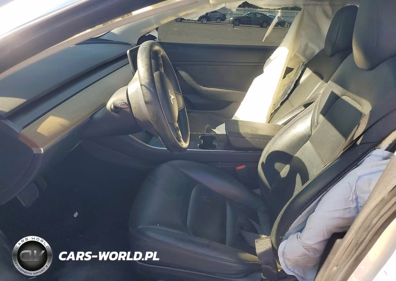 2019 Tesla Model 3 VIN:5YJ3E1EB4KF433369 - 7