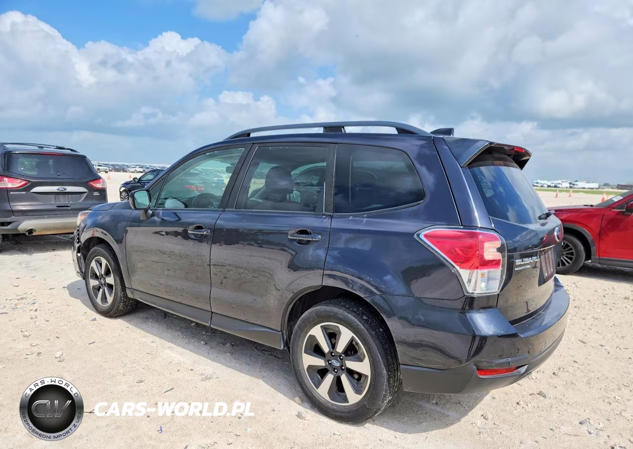 2017 Subaru Forester 2.5I Premium VIN:JF2SJADC5HH424160 - 2