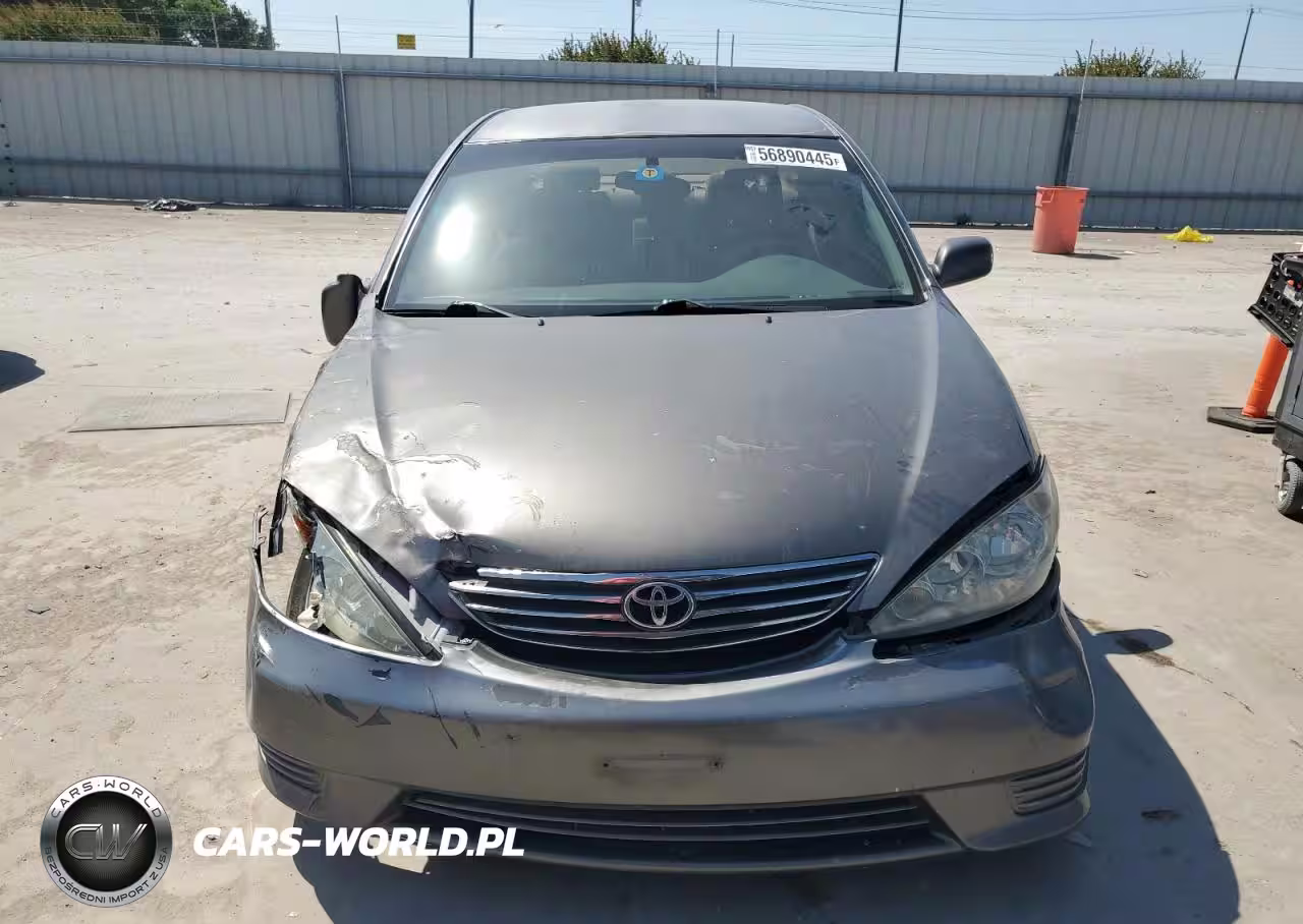2005 Toyota Camry Le VIN:4T1BE30K35U968912 - 5