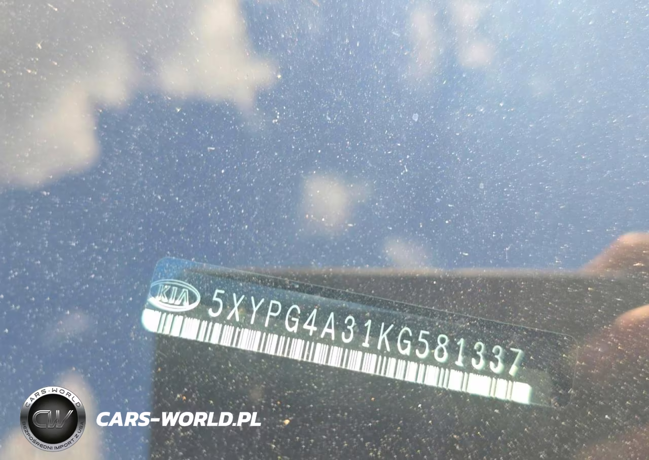 2019 Kia Sorento L VIN:5XYPG4A31KG581337 - 13
