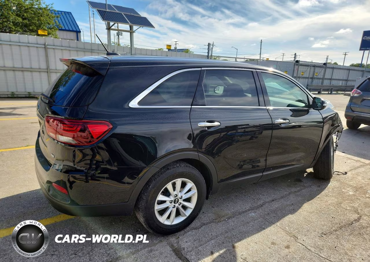2019 Kia Sorento L VIN:5XYPG4A31KG581337 - 3