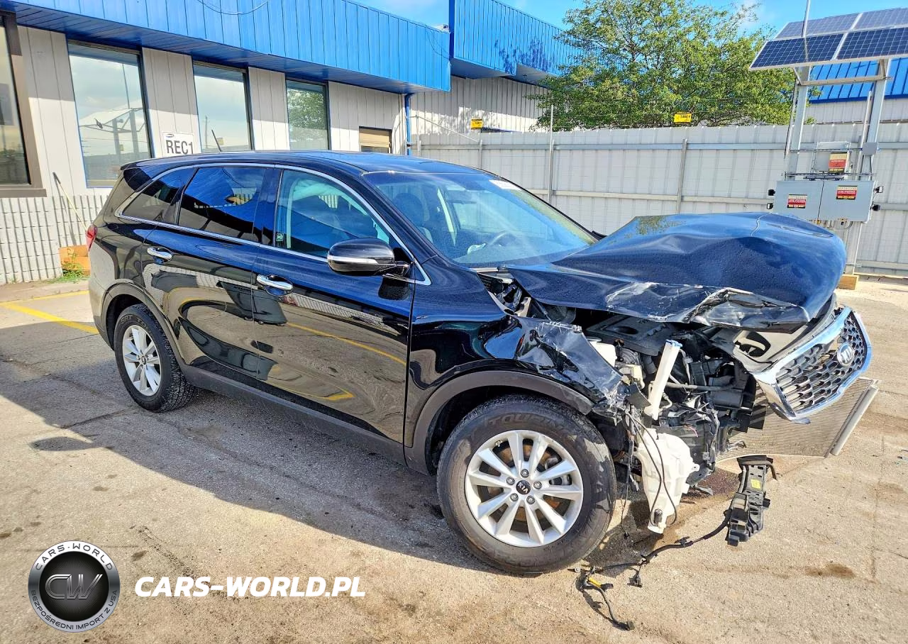 2019 Kia Sorento L VIN:5XYPG4A31KG581337 - 4