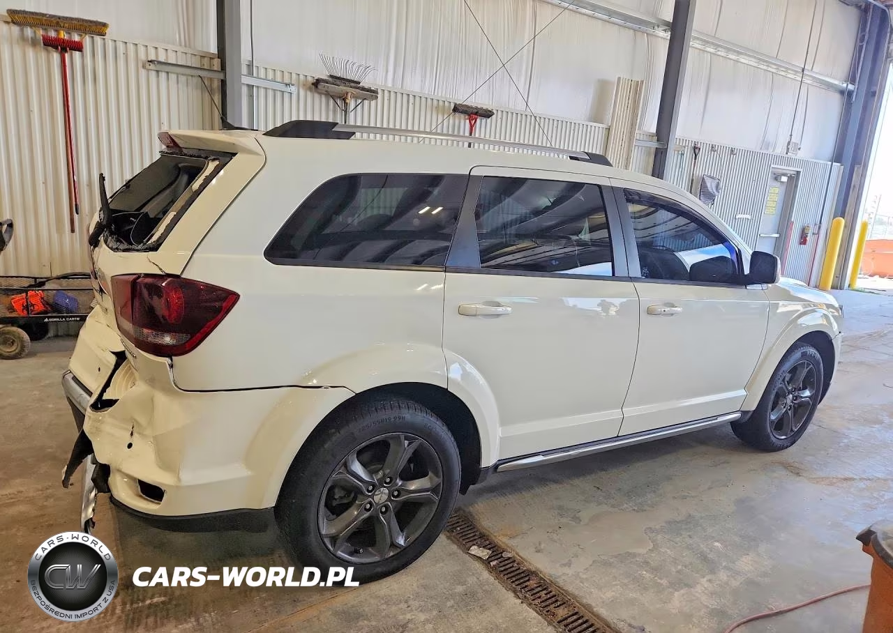 2015 Dodge Journey Crossroad VIN:3C4PDCGB8FT577866 - 3