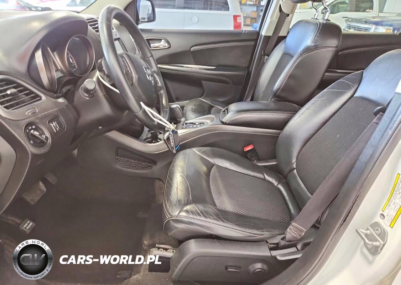 2015 Dodge Journey Crossroad VIN:3C4PDCGB8FT577866 - 7