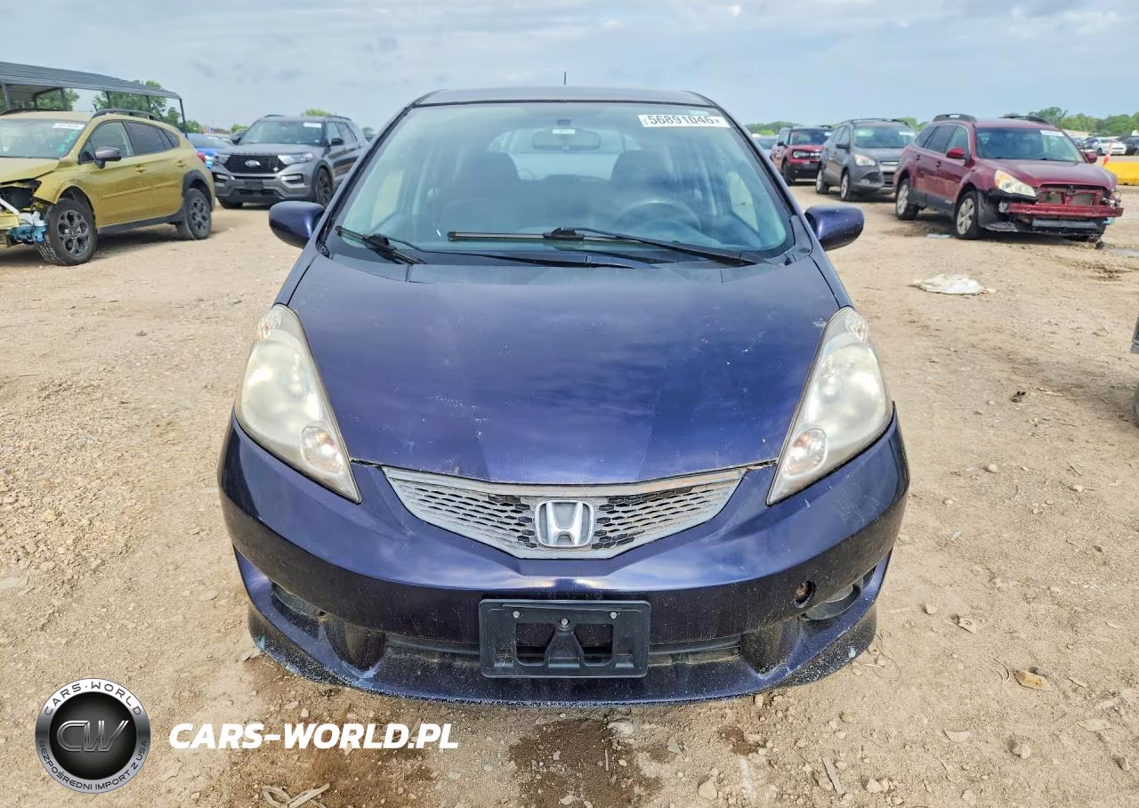 2010 Honda Fit Sport VIN:JHMGE8H61AC011515 - 5
