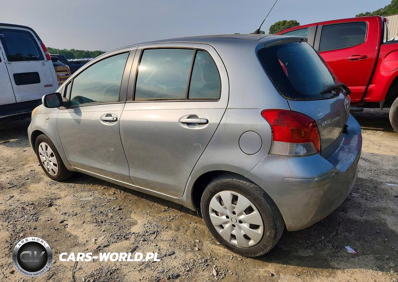 2011 Toyt Yaris Hatchback VIN:JTDKT4K38B5330344 - 2