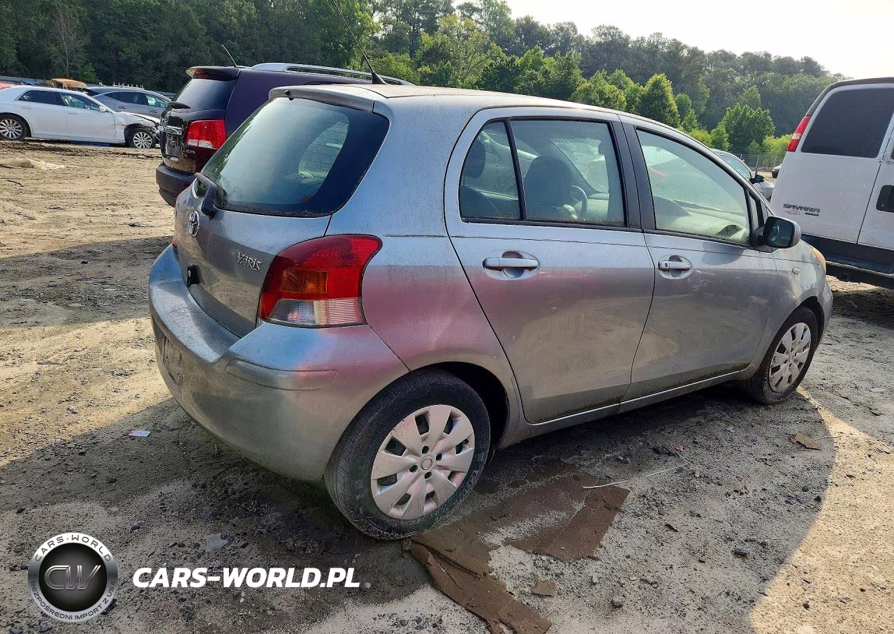 2011 Toyt Yaris Hatchback VIN:JTDKT4K38B5330344 - 3
