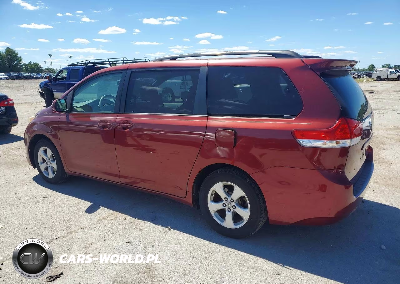 2012 Toyota Sienna Le VIN:5TDKK3DC1CS202193 - 2