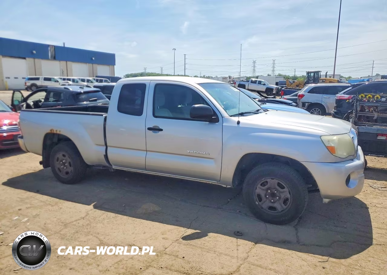 2010 Toyota Tacoma Access Cab VIN:5TETX4CN3AZ729487 - 4