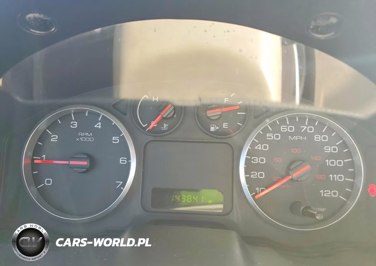 2005 Ford Five Hundred Se VIN:1FAFP23135G135774 - 9