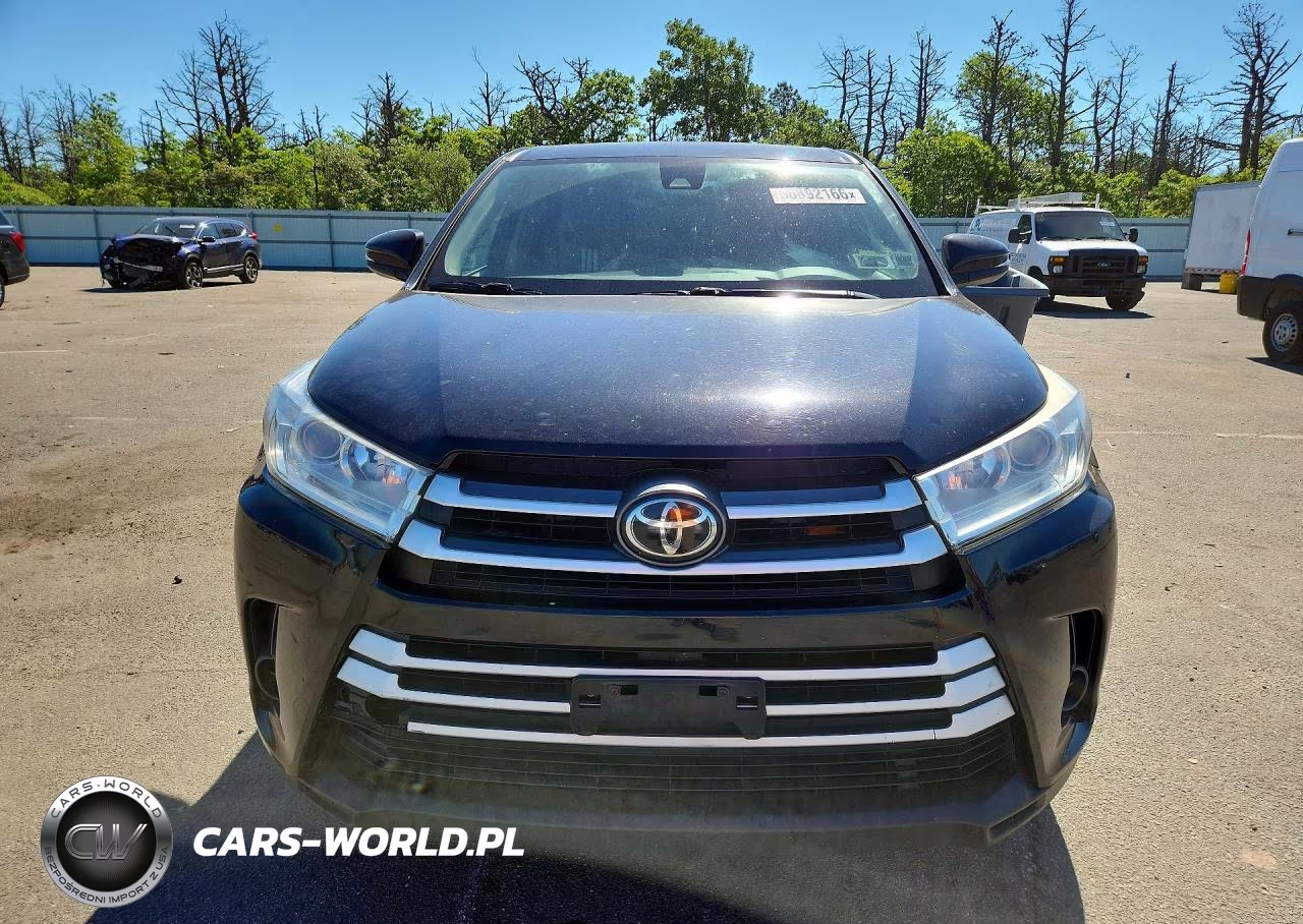 2017 Toyota Highlander Le VIN:5TDBZRFH7HS377286 - 5