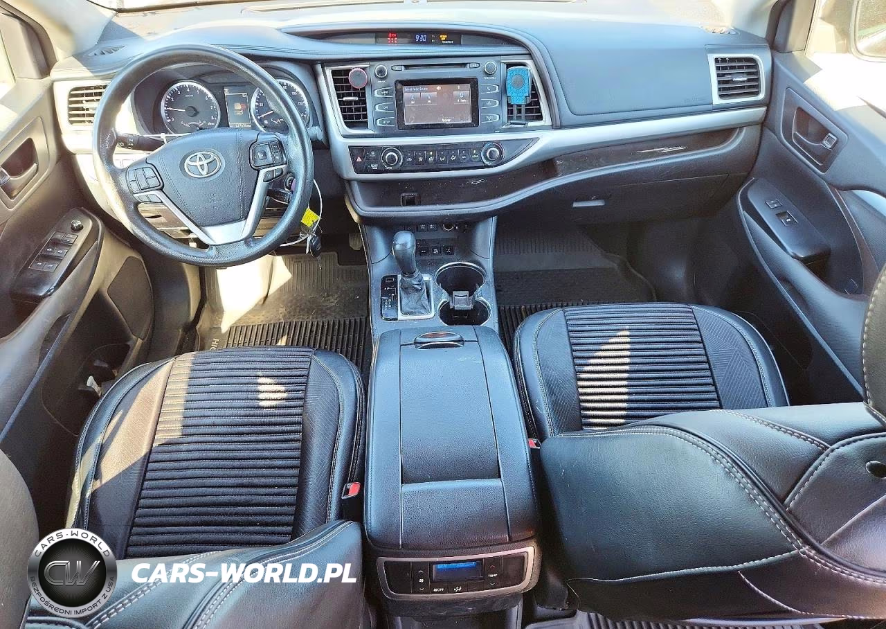 2017 Toyota Highlander Le VIN:5TDBZRFH7HS377286 - 8