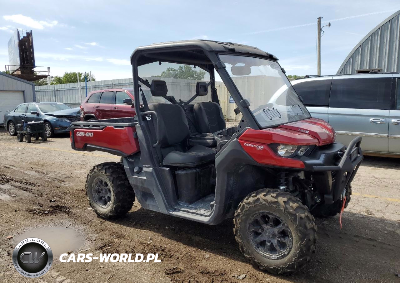 2024 Can-Am Defender