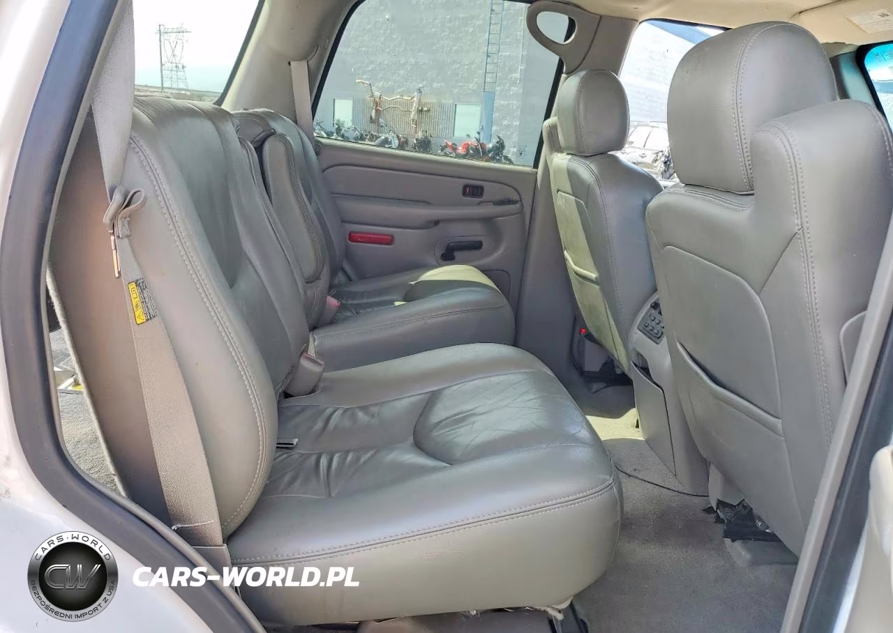 2006 GMC Yukon VIN:1GKEC13T96R114032 - 10