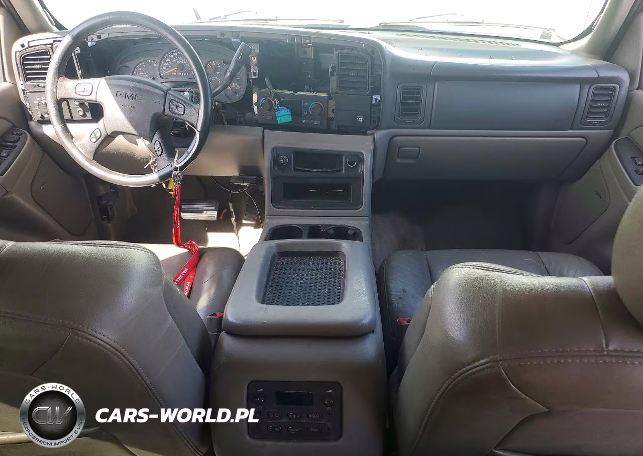 2006 GMC Yukon VIN:1GKEC13T96R114032 - 8