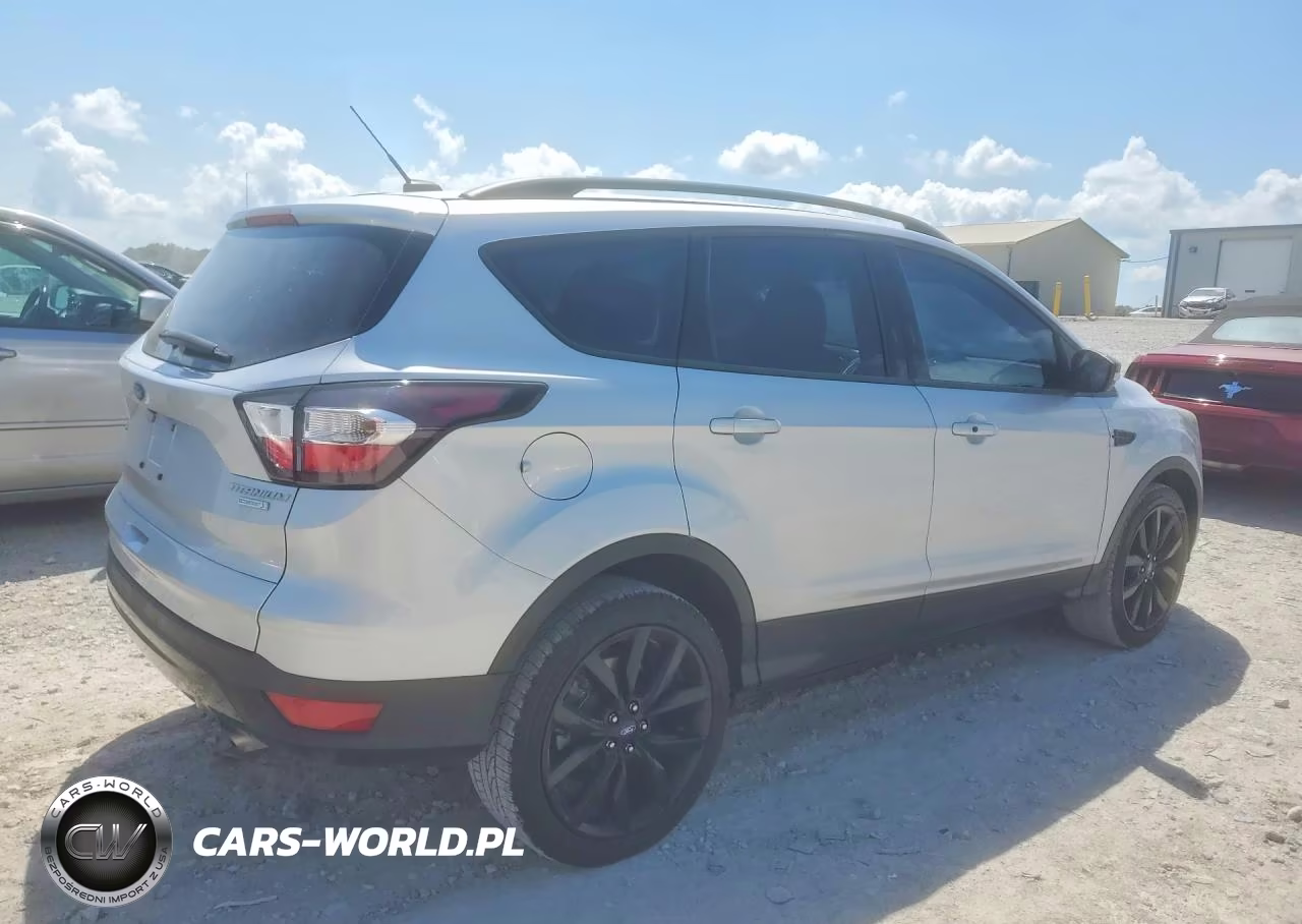 2017 Ford Escape Titanium VIN:1FMCU0JD0HUD72389 - 3