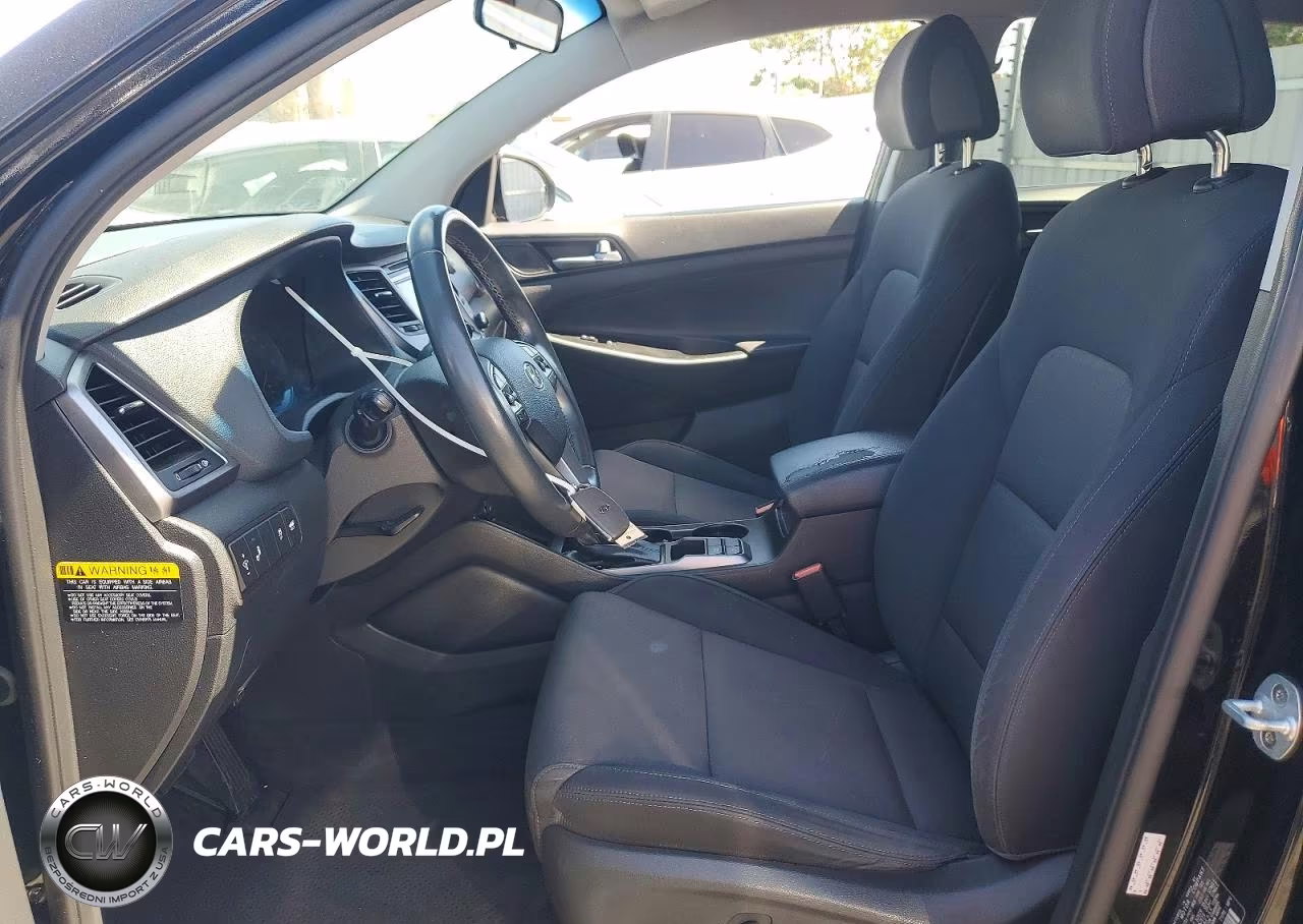 2017 Hyundai Tucson Sport VIN:KM8J33A28HU390696 - 7