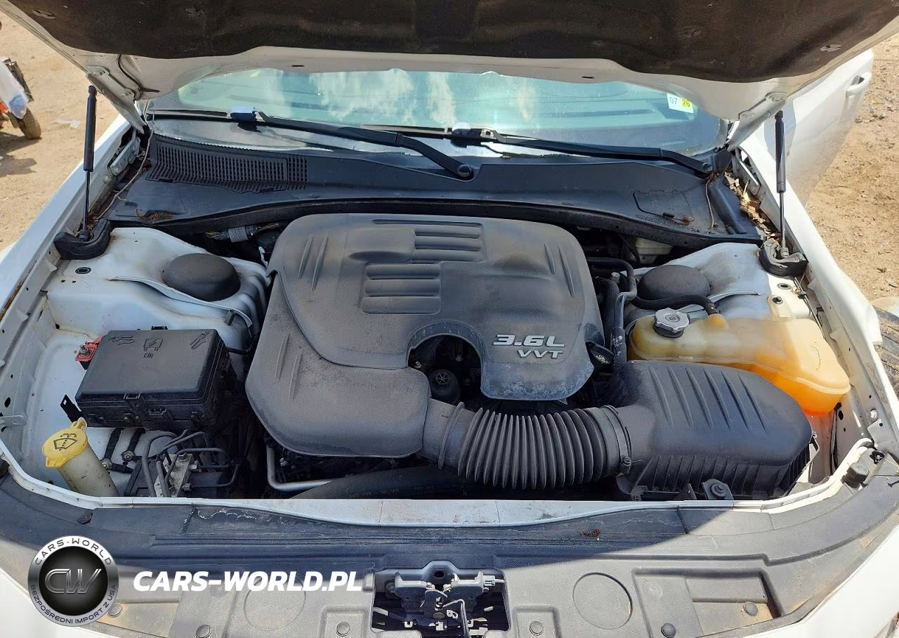 2014 Chrysler 300 VIN:2C3CCAAG0EH354646 - 11