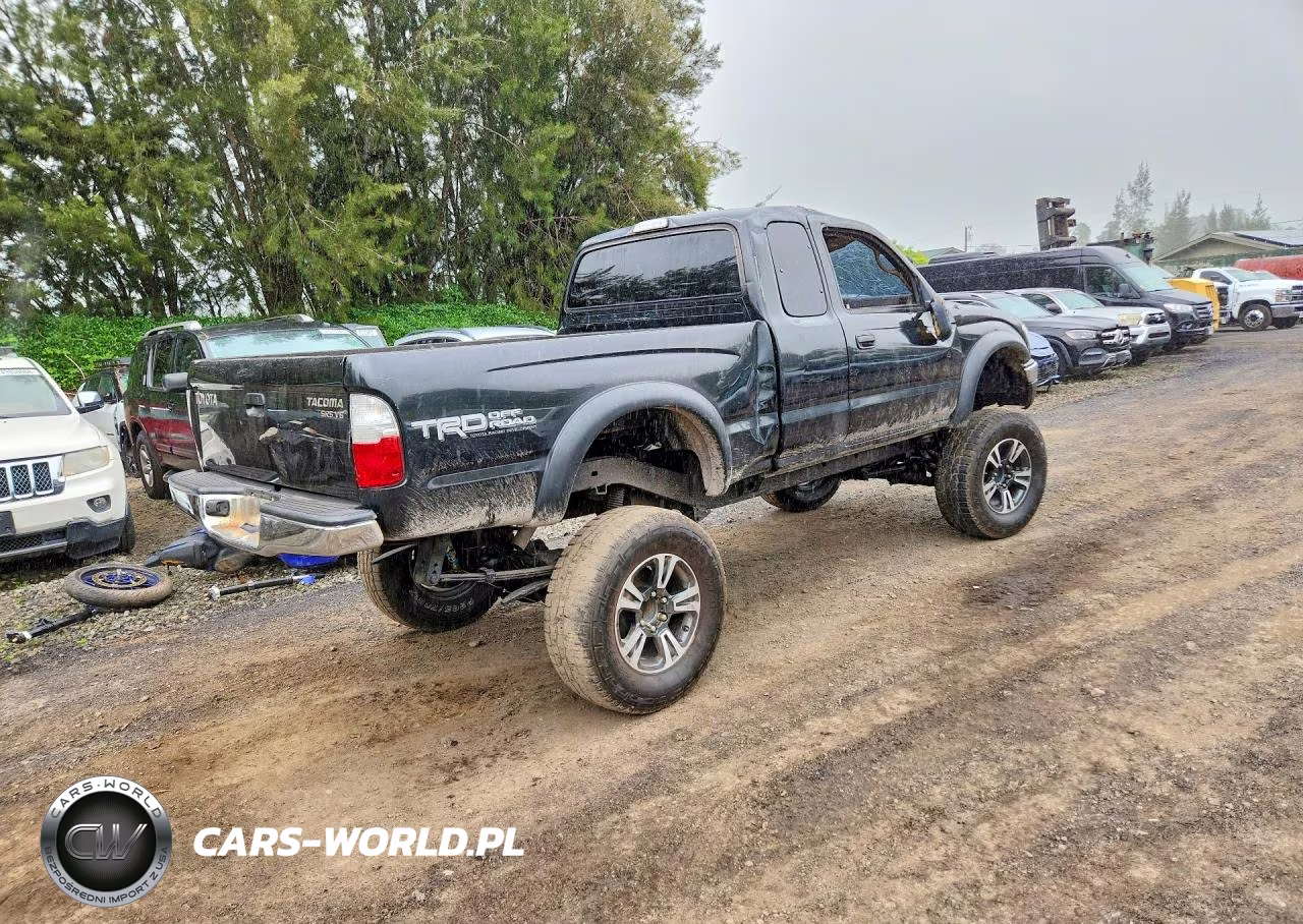 2003 Toyota Tacoma Xtracab VIN:5TEWN72N43Z304532 - 3