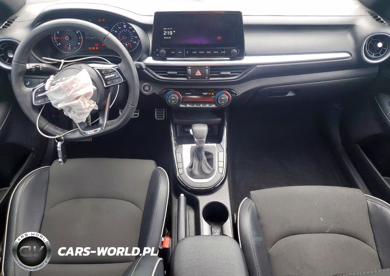 2023 Kia Forte Gt Line VIN:3KPF54AD3PE667621 - 8