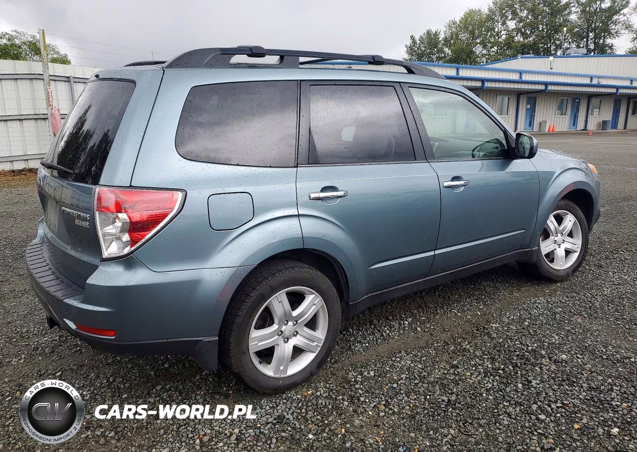 2010 Subaru Forester 2.5X Premium VIN:JF2SH6CC3AH756257 - 3