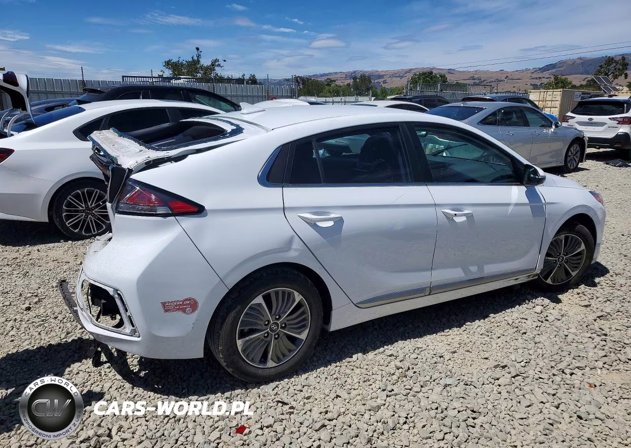 2021 Hyundai Ioniq Sel VIN:KMHC75LD0MU256430 - 3