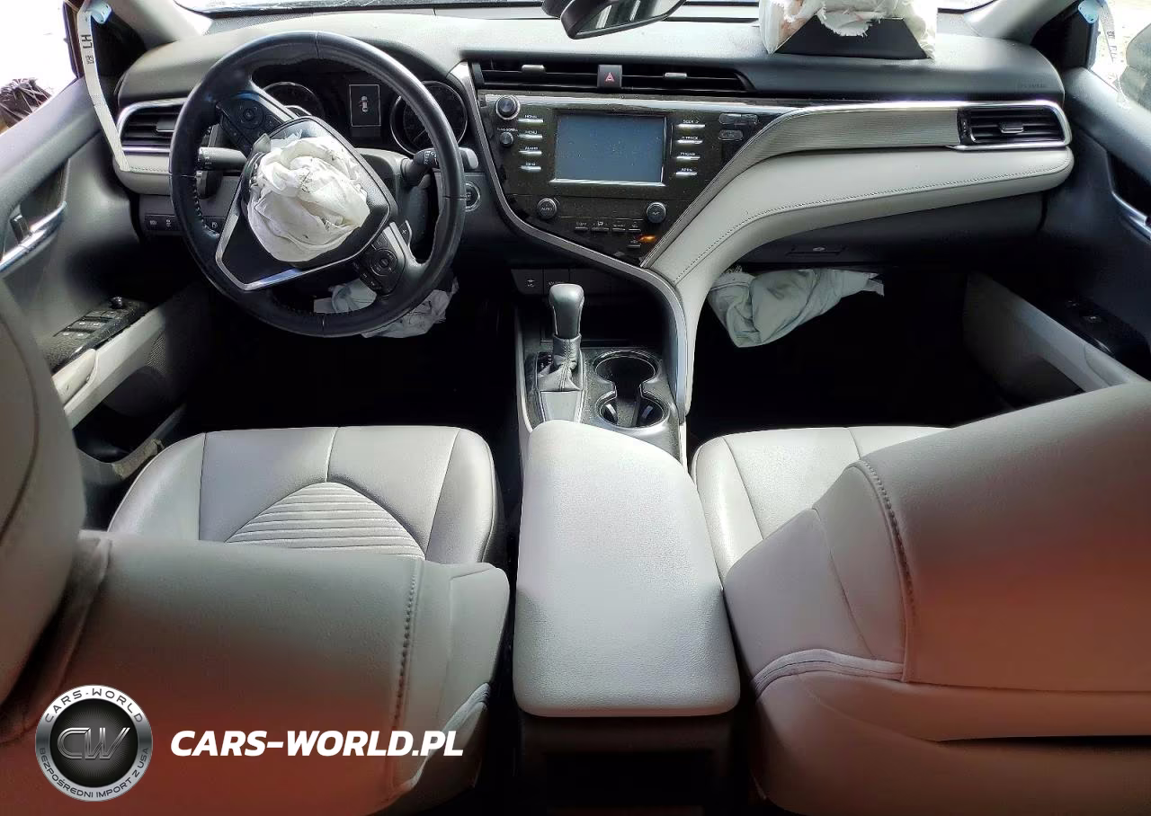 2018 Toyota Camry Se VIN:4T1B11HK2JU157892 - 8