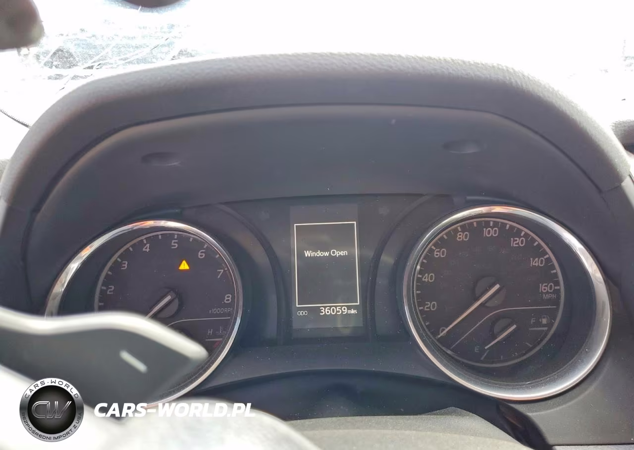 2018 Toyota Camry Se VIN:4T1B11HK2JU157892 - 9