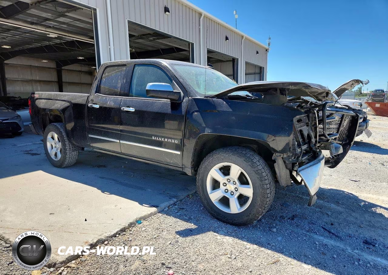 2015 Chevrolet Silverado K1500 VIN:1GCVKPEC1FZ316538 - 4