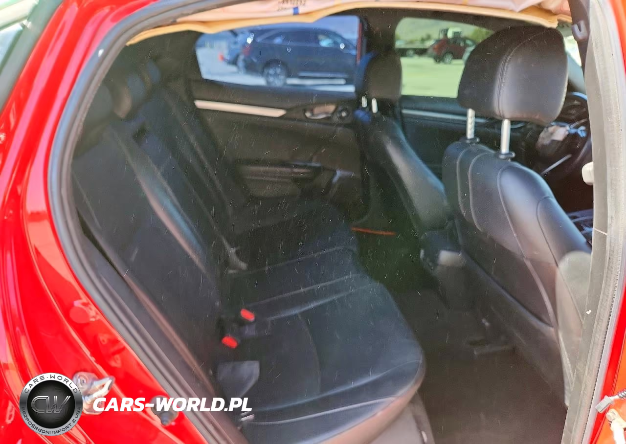 2018 Honda Civic Sport Touring VIN:SHHFK7H99JU426626 - 10