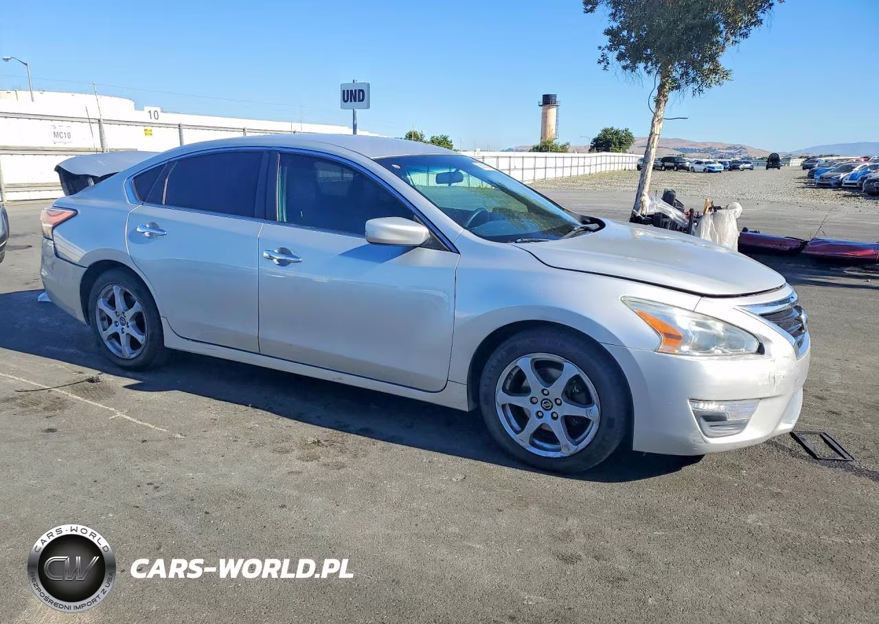 2014 Nissan Altima 2.5 S VIN:1N4AL3AP0EC172291 - 4