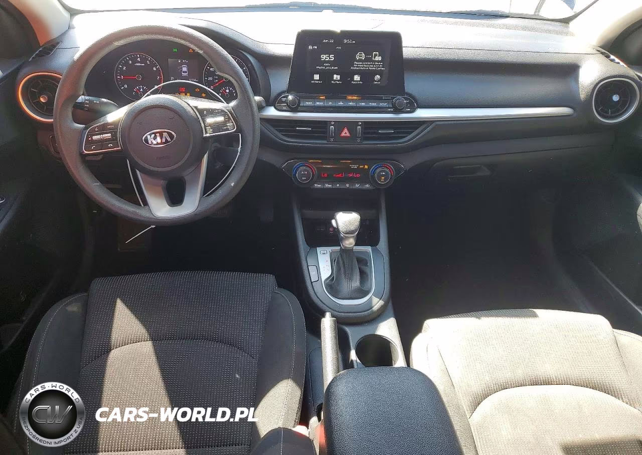 2019 Kia Forte Lxs VIN:3KPF24AD9KE083662 - 8