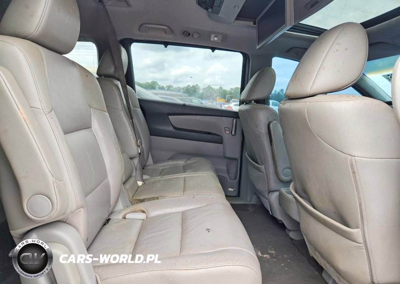 2012 Honda Odyssey Touring VIN:5FNRL5H93CB063565 - 11