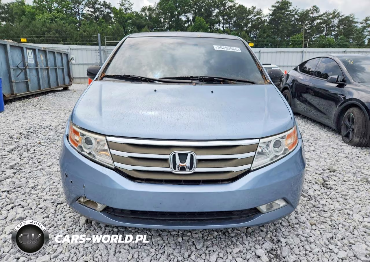 2012 Honda Odyssey Touring VIN:5FNRL5H93CB063565 - 5