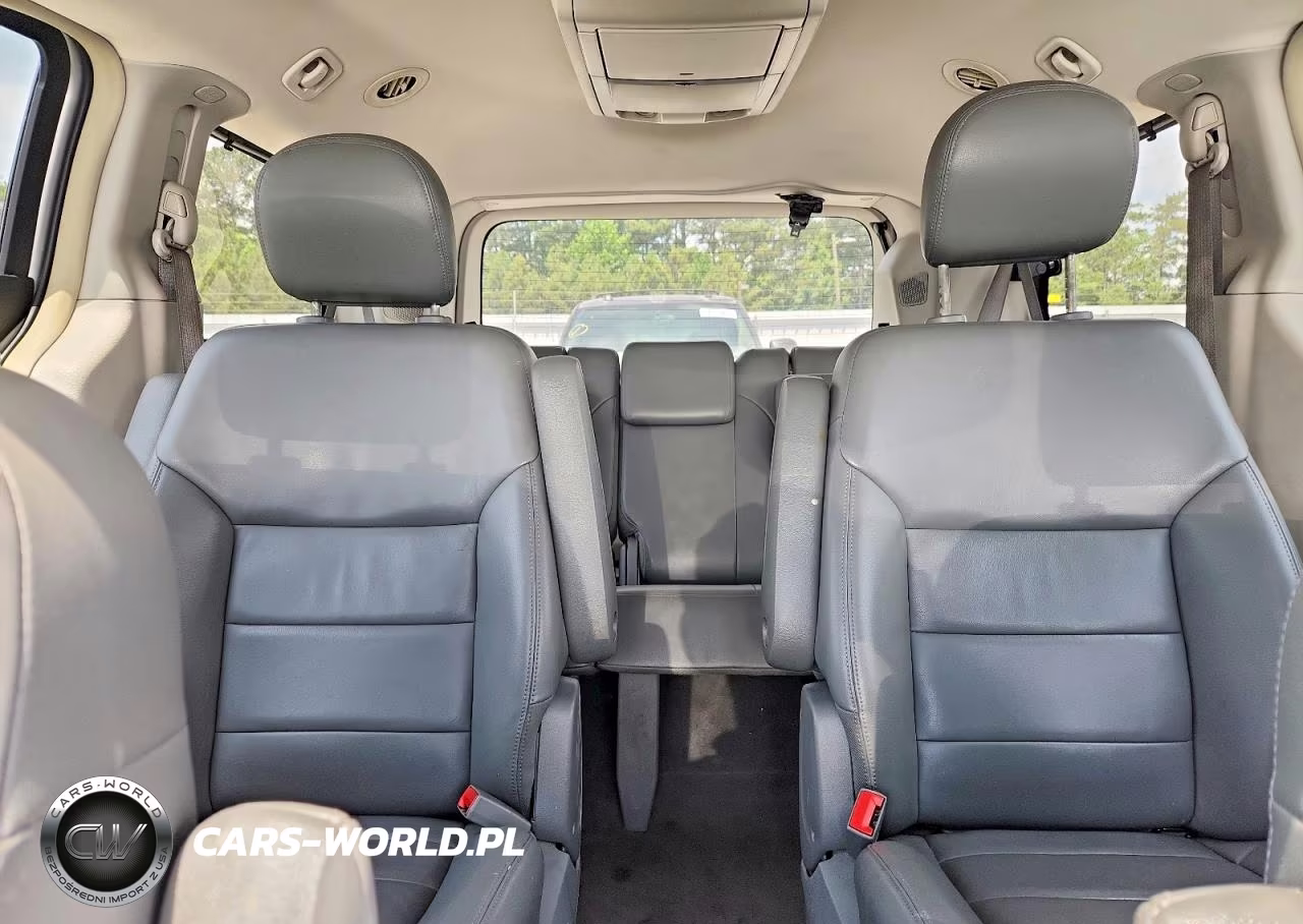 2011 Volkswagen Routan Sel VIN:2V4RW5DGXBR750188 - 10