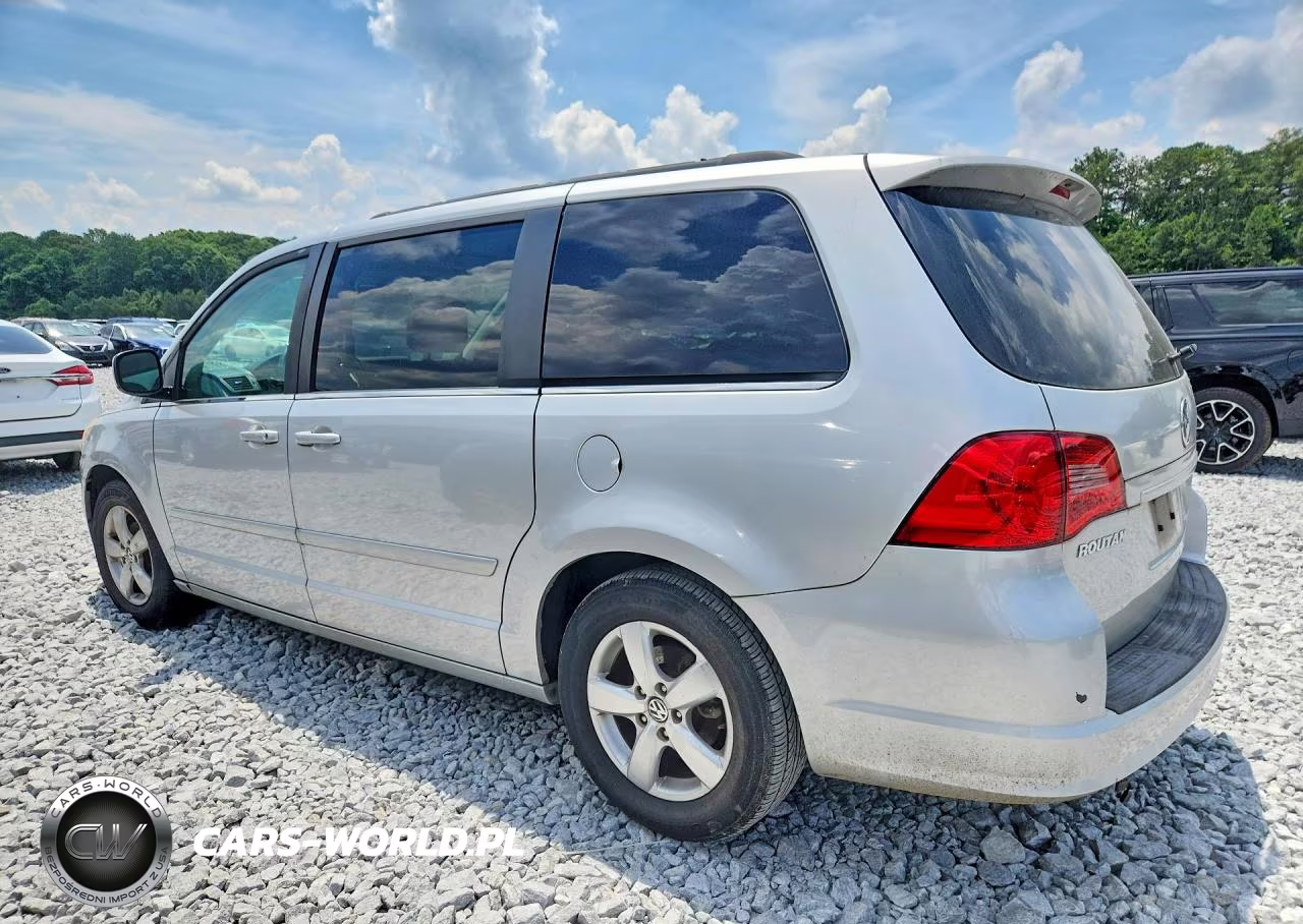 2011 Volkswagen Routan Sel VIN:2V4RW5DGXBR750188 - 2
