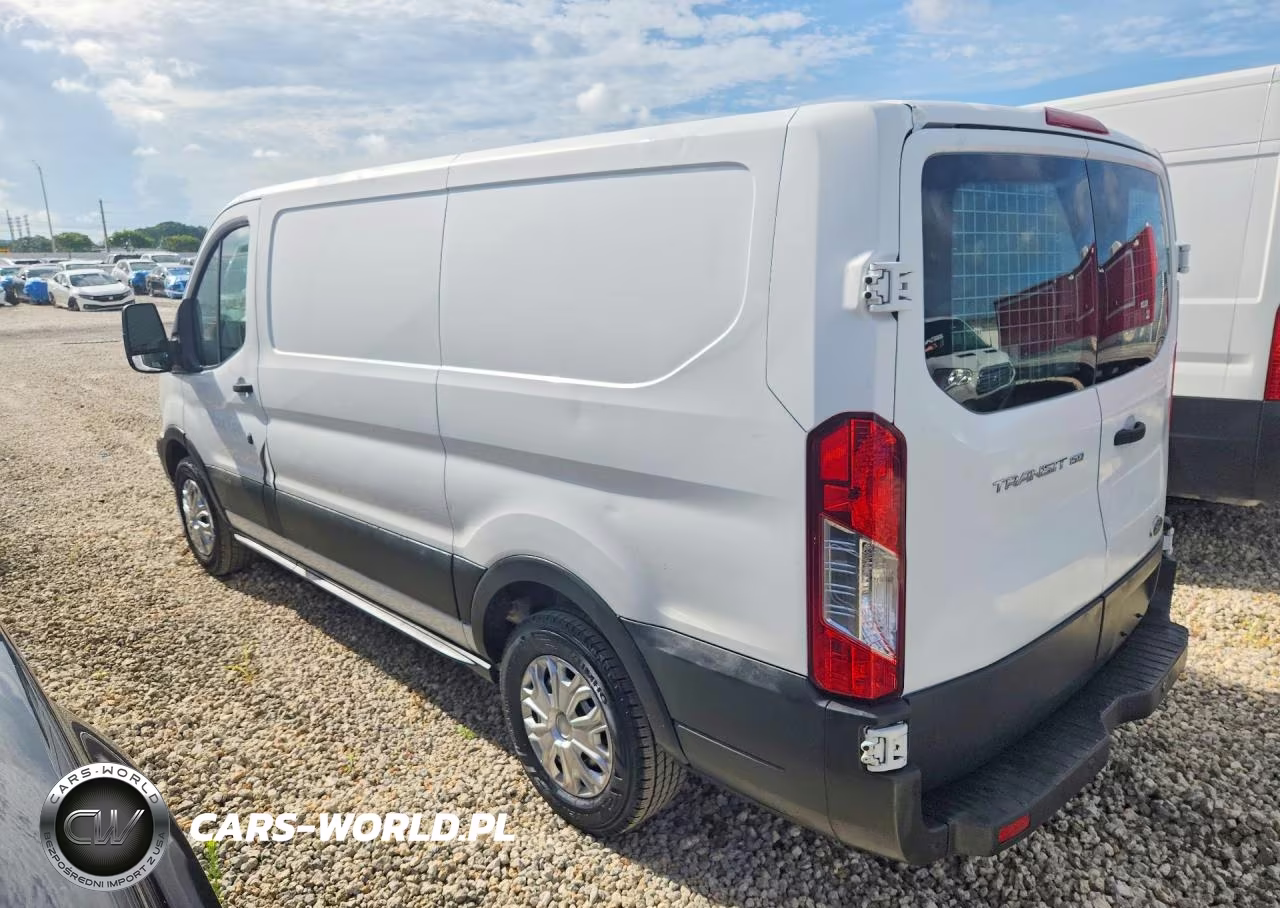 2015 Ford Transit-150 VIN:1FTNE1YM8FKB01031 - 2